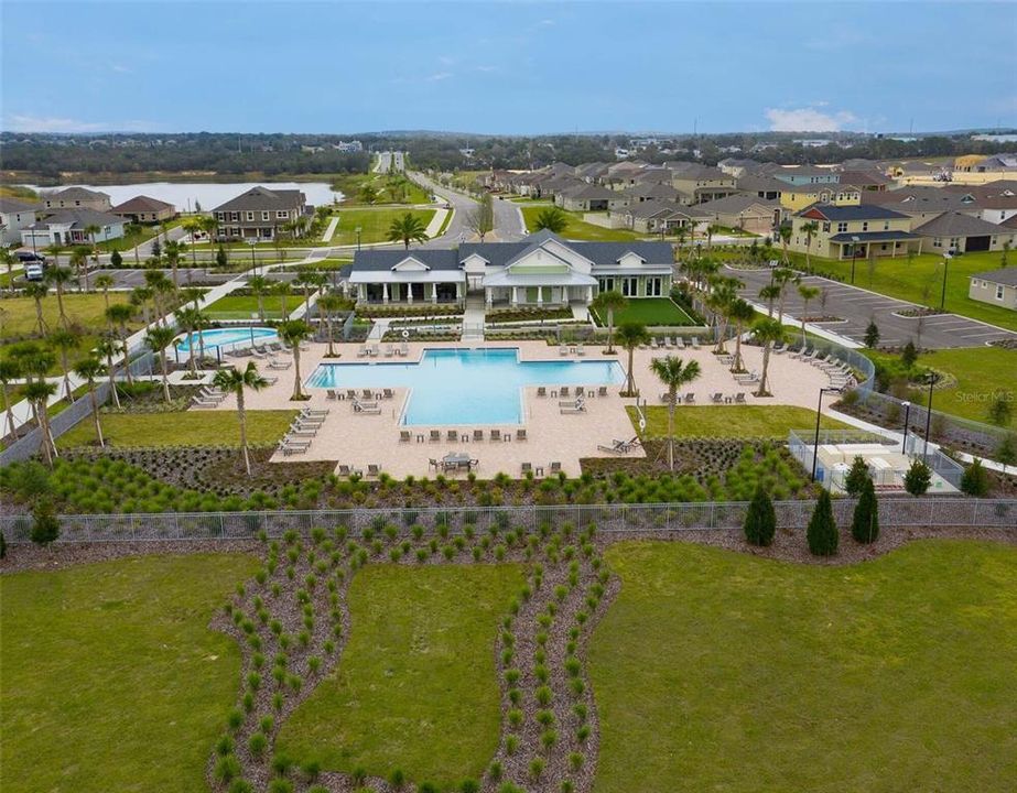 En Venta: $899,000 (0.64 acres)