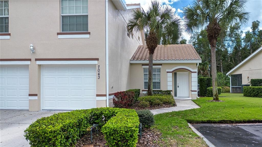 Active With Contract: $239,000 (2 beds, 2 baths, 1320 Square Feet)