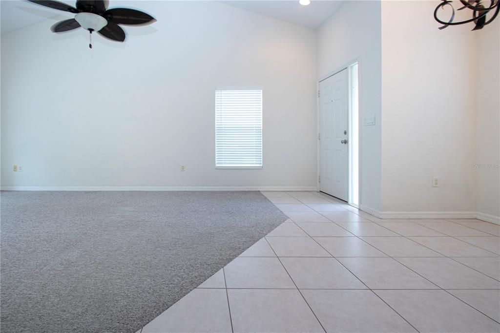 Active With Contract: $239,000 (2 beds, 2 baths, 1320 Square Feet)