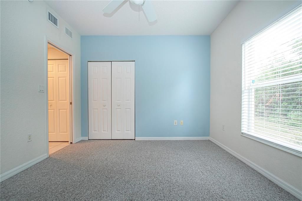 Active With Contract: $239,000 (2 beds, 2 baths, 1320 Square Feet)