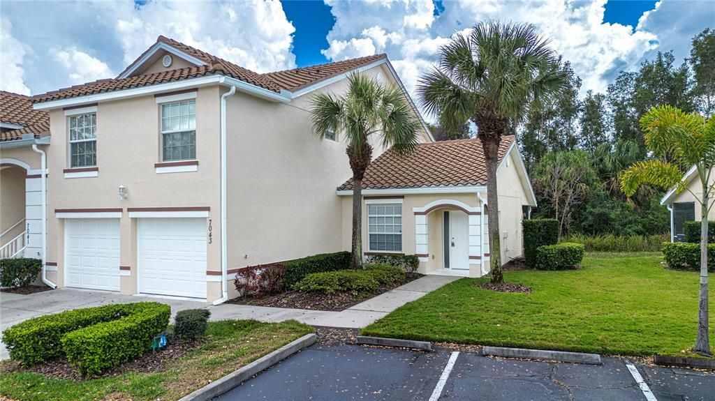 Active With Contract: $239,000 (2 beds, 2 baths, 1320 Square Feet)
