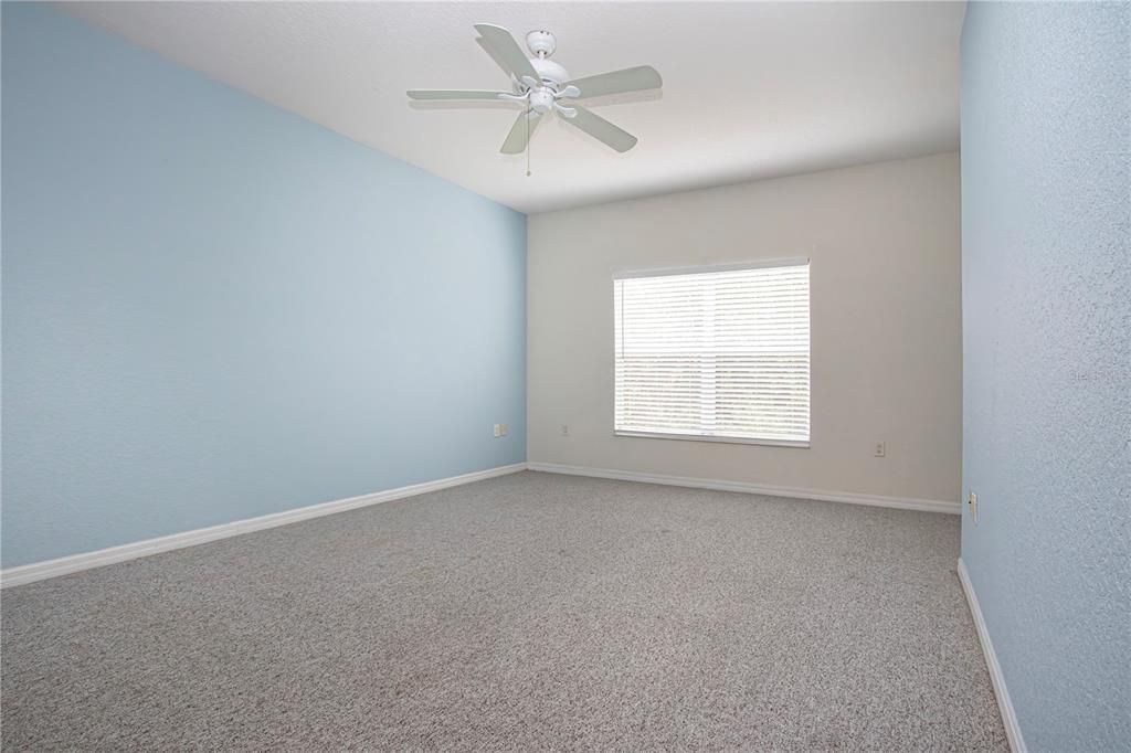 Active With Contract: $239,000 (2 beds, 2 baths, 1320 Square Feet)