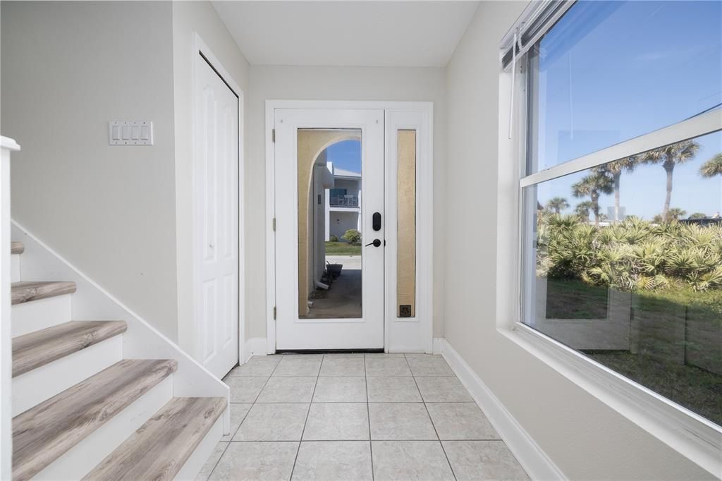 На продажу: $799,000 (3 спален, 2 ванн, 2216 Квадратных фут)