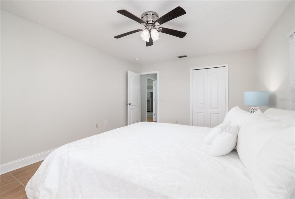 На продажу: $799,000 (3 спален, 2 ванн, 2216 Квадратных фут)