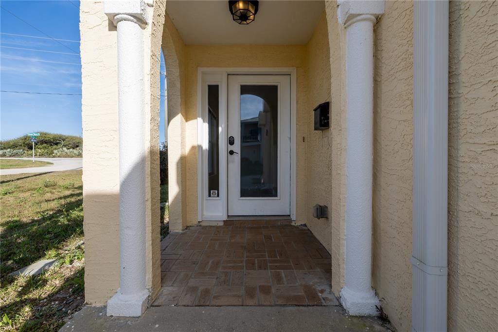 На продажу: $799,000 (3 спален, 2 ванн, 2216 Квадратных фут)