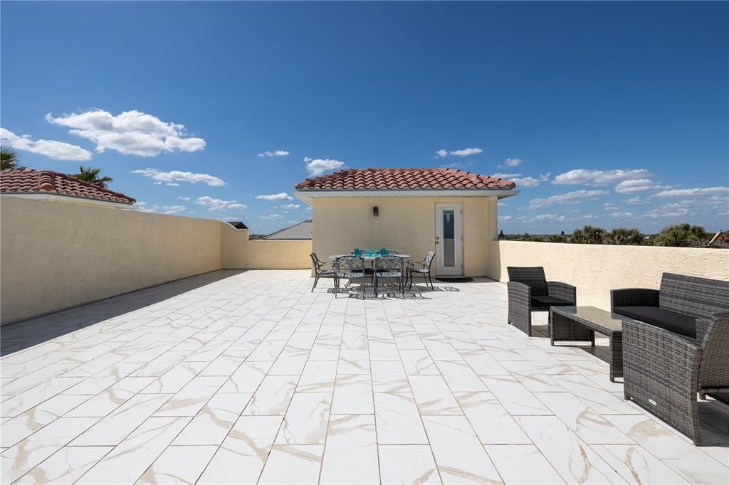 На продажу: $799,000 (3 спален, 2 ванн, 2216 Квадратных фут)