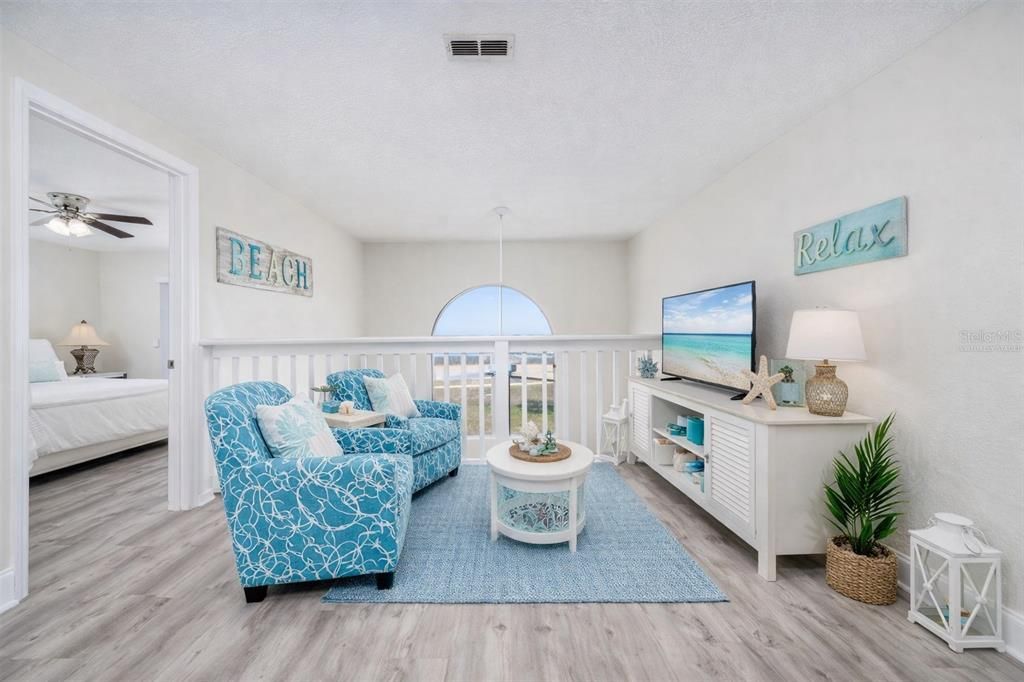 На продажу: $799,000 (3 спален, 2 ванн, 2216 Квадратных фут)