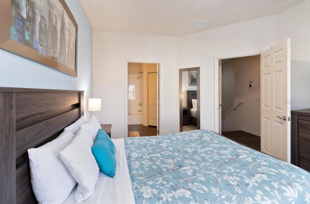 Active With Contract: $1,950 (4 beds, 3 baths, 1694 Square Feet)