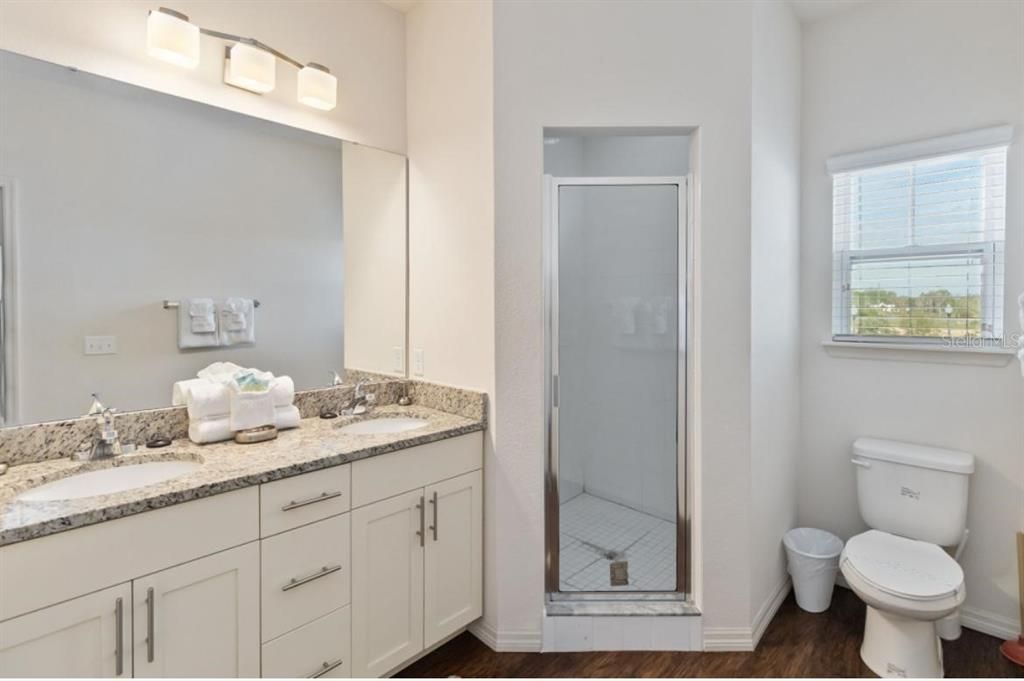 Active With Contract: $1,950 (4 beds, 3 baths, 1694 Square Feet)