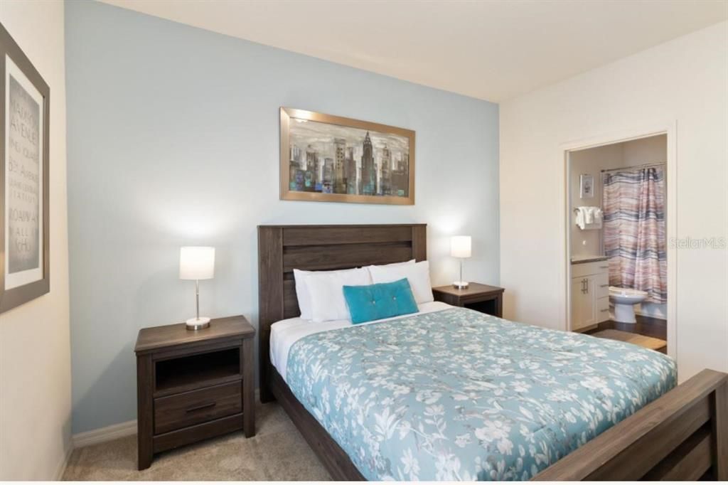 Active With Contract: $1,950 (4 beds, 3 baths, 1694 Square Feet)
