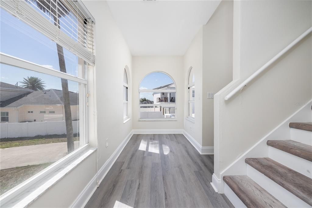 На продажу: $779,000 (3 спален, 2 ванн, 1996 Квадратных фут)