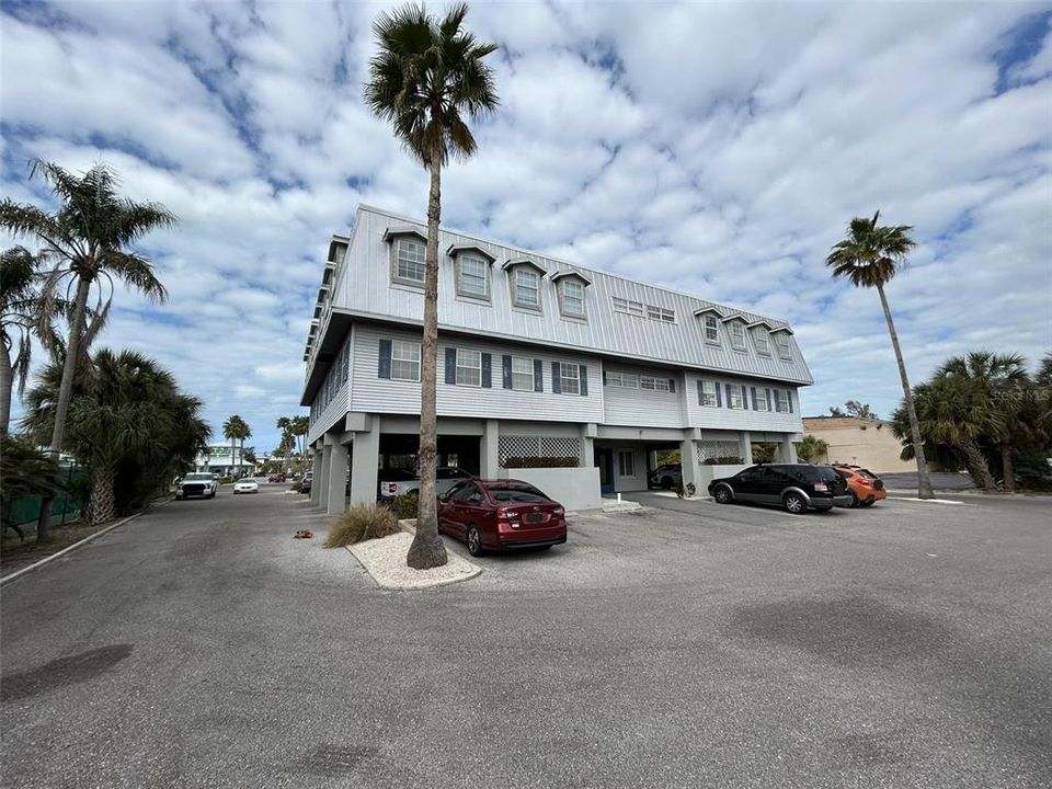 For Sale: $525,000 (0 beds, 0 baths, 0 Square Feet)