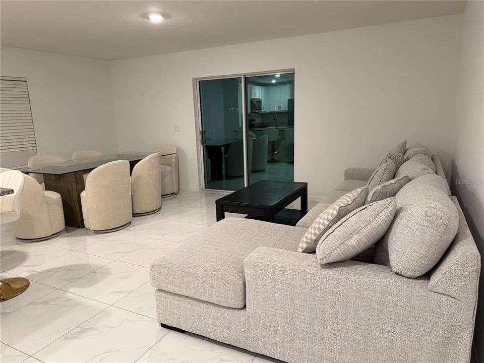 出租: $2,250 (3 贝兹, 2 浴室, 231.03 平方英尺)