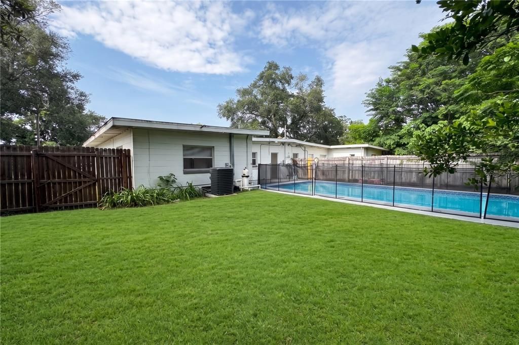 For Sale: $549,900 (6 beds, 0 baths, 2018 Square Feet)