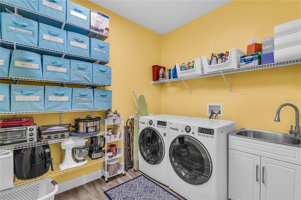 En Venta: $880,000 (5 camas, 3 baños, 3478 Pies cuadrados)