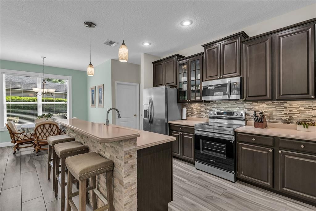 En Venta: $880,000 (5 camas, 3 baños, 3478 Pies cuadrados)