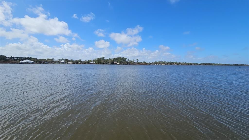 Activo con contrato: $1,299,900 (4 camas, 4 baños, 2130 Pies cuadrados)