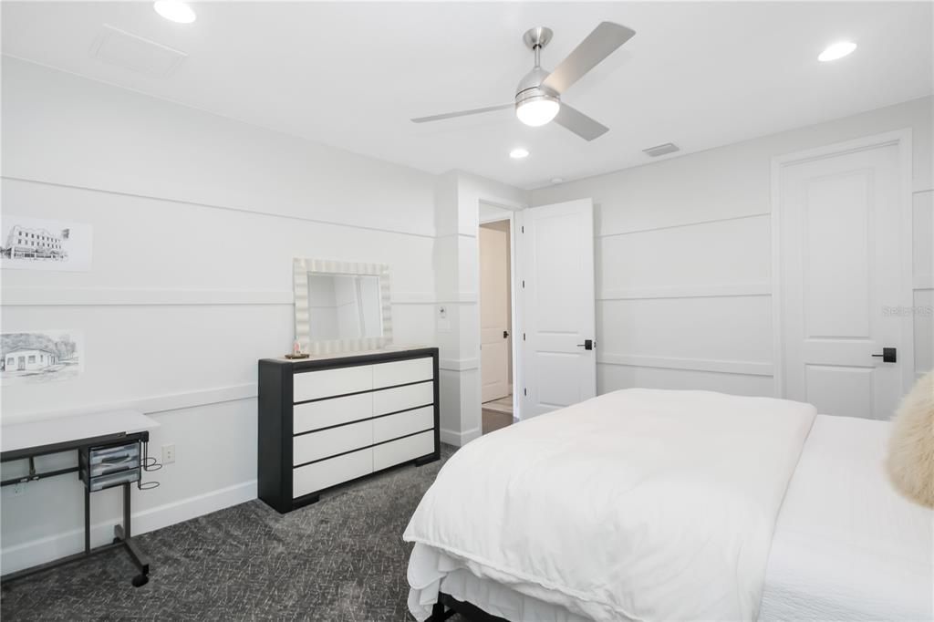 For Rent: $4,600 (4 beds, 4 baths, 3510 Square Feet)