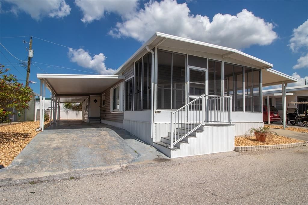 На продажу: $349,900 (2 спален, 2 ванн, 636 Квадратных фут)