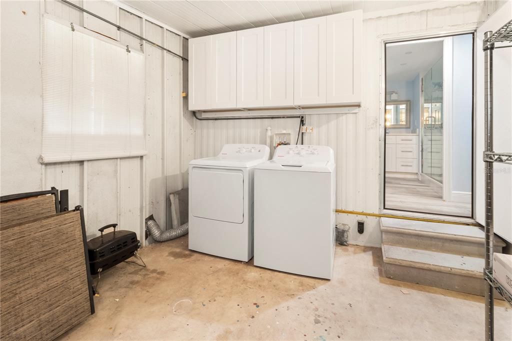 На продажу: $349,900 (2 спален, 2 ванн, 636 Квадратных фут)