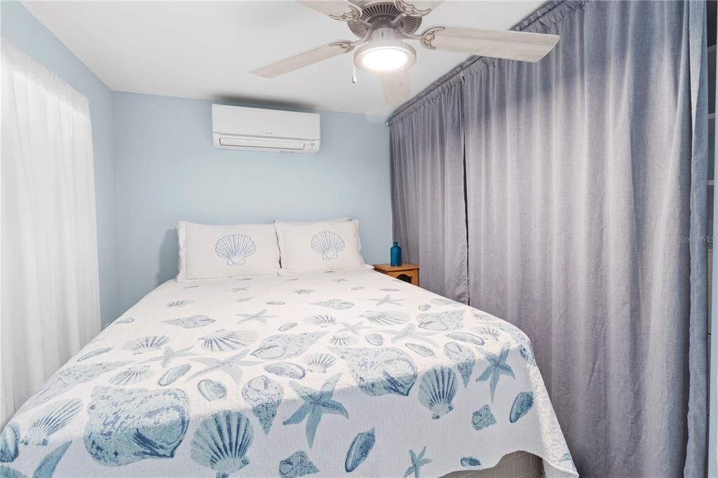 На продажу: $349,900 (2 спален, 2 ванн, 636 Квадратных фут)