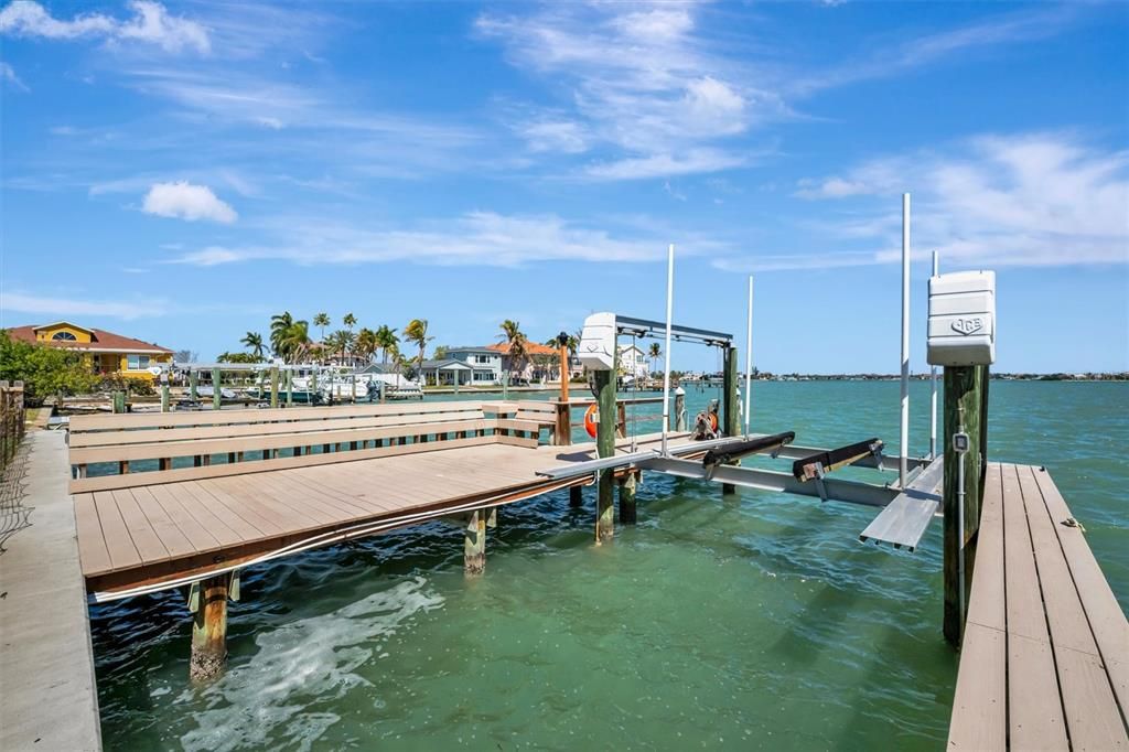 Active With Contract: $1,875,000 (4 beds, 3 baths, 2861 Square Feet)