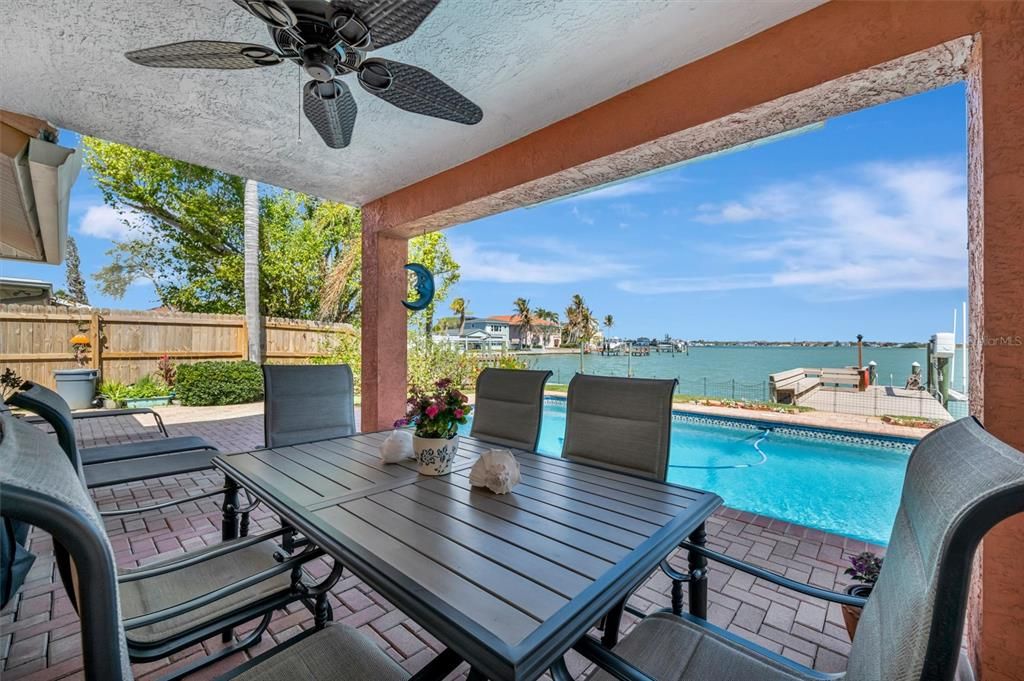 Active With Contract: $1,875,000 (4 beds, 3 baths, 2861 Square Feet)