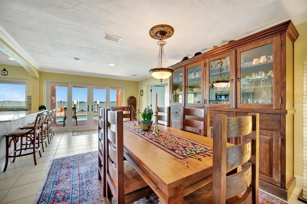 Active With Contract: $1,875,000 (4 beds, 3 baths, 2861 Square Feet)