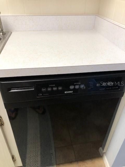 En Venta: $98,000 (1 camas, 1 baños, 647 Pies cuadrados)