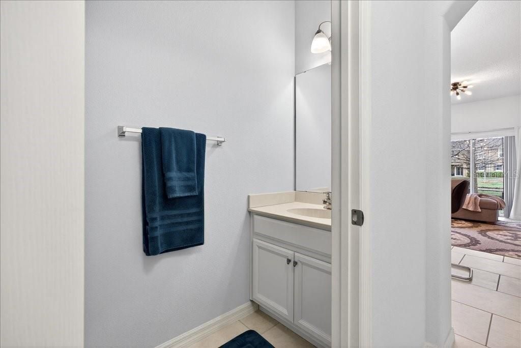 For Sale: $250,500 (3 beds, 2 baths, 1288 Square Feet)