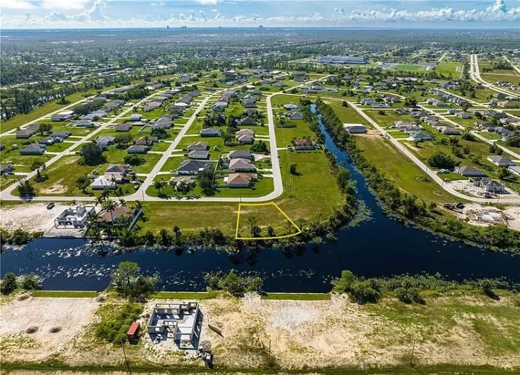 На продажу: $75,000 (0.28 acres)