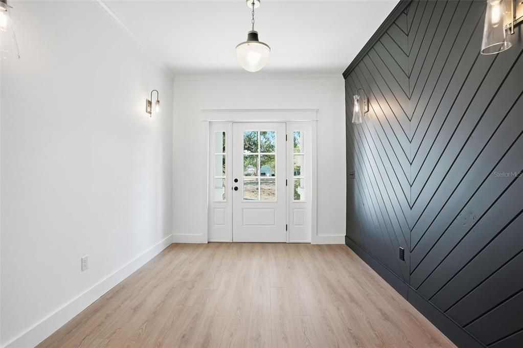 En Venta: $549,900 (3 camas, 2 baños, 2346 Pies cuadrados)