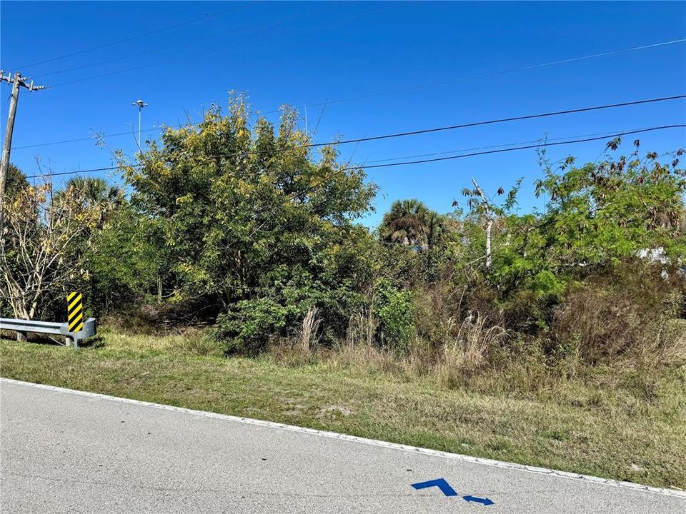 待售: $99,900 (0.26 acres)