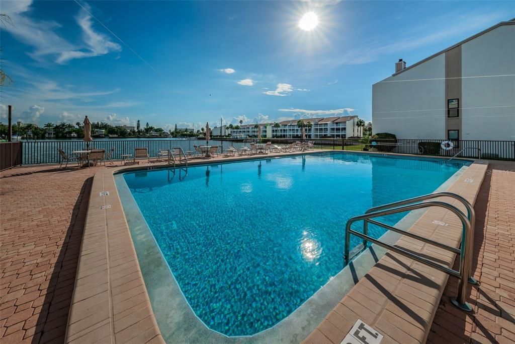 For Sale: $725,000 (3 beds, 2 baths, 1855 Square Feet)
