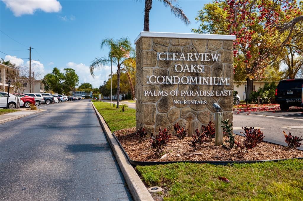 For Sale: $135,000 (2 beds, 1 baths, 875 Square Feet)