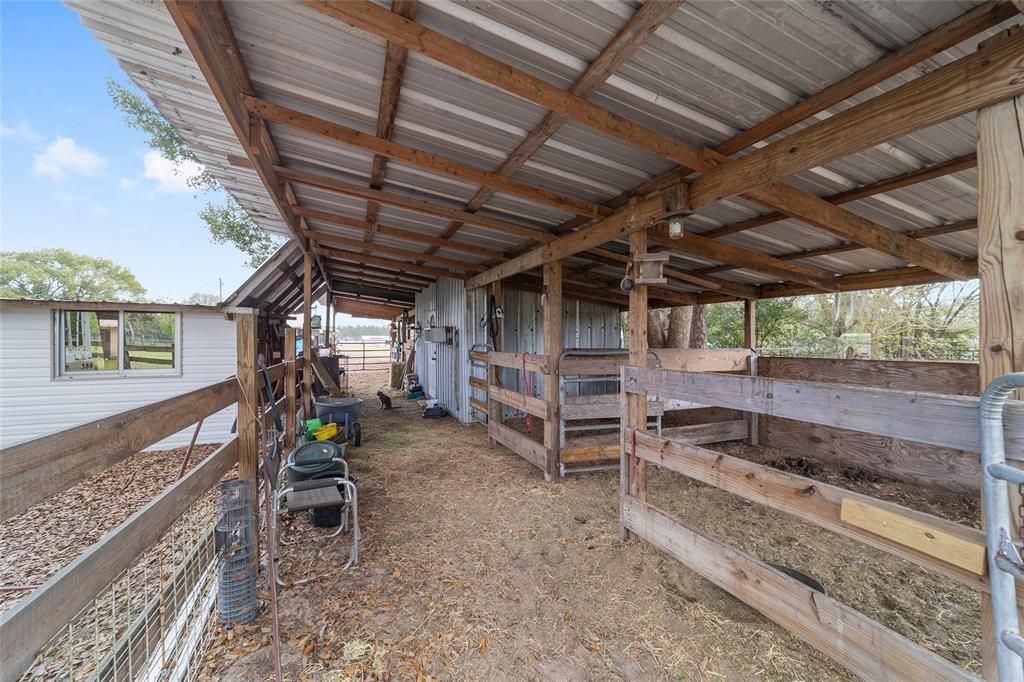 Activo con contrato: $349,000 (3 camas, 2 baños, 1684 Pies cuadrados)