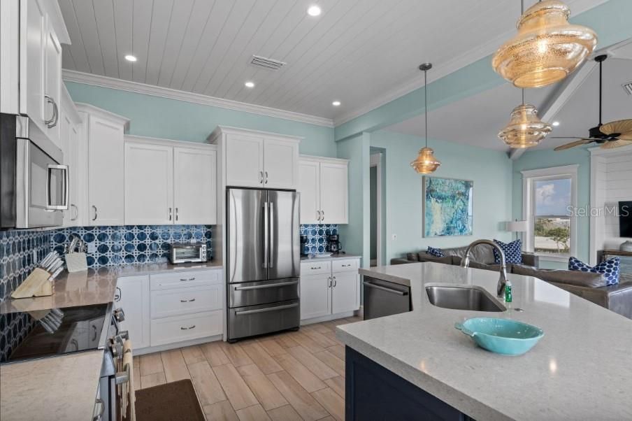 For Sale: $4,450,000 (6 beds, 6 baths, 3018 Square Feet)
