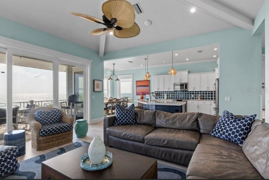 For Sale: $4,450,000 (6 beds, 6 baths, 3018 Square Feet)