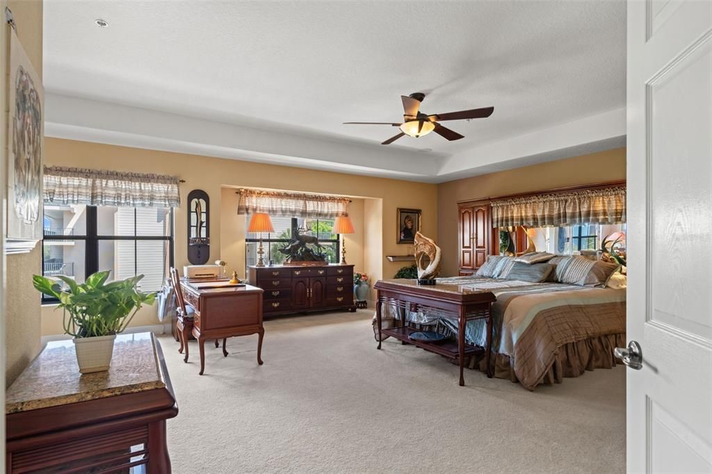 For Sale: $699,000 (3 beds, 2 baths, 2406 Square Feet)