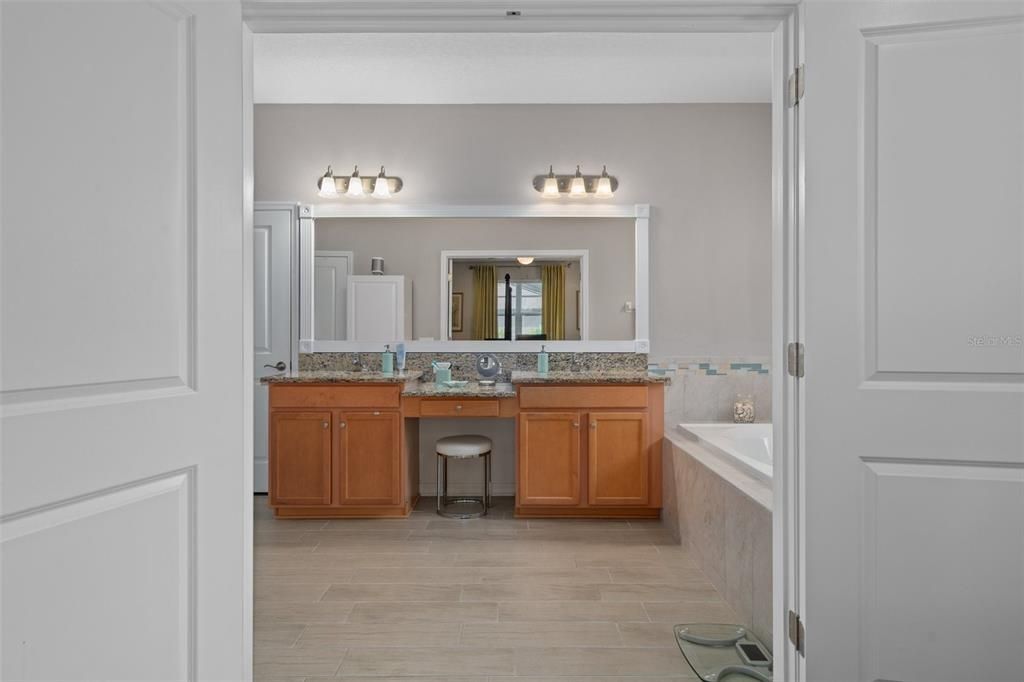 Active With Contract: $575,000 (4 beds, 3 baths, 3110 Square Feet)