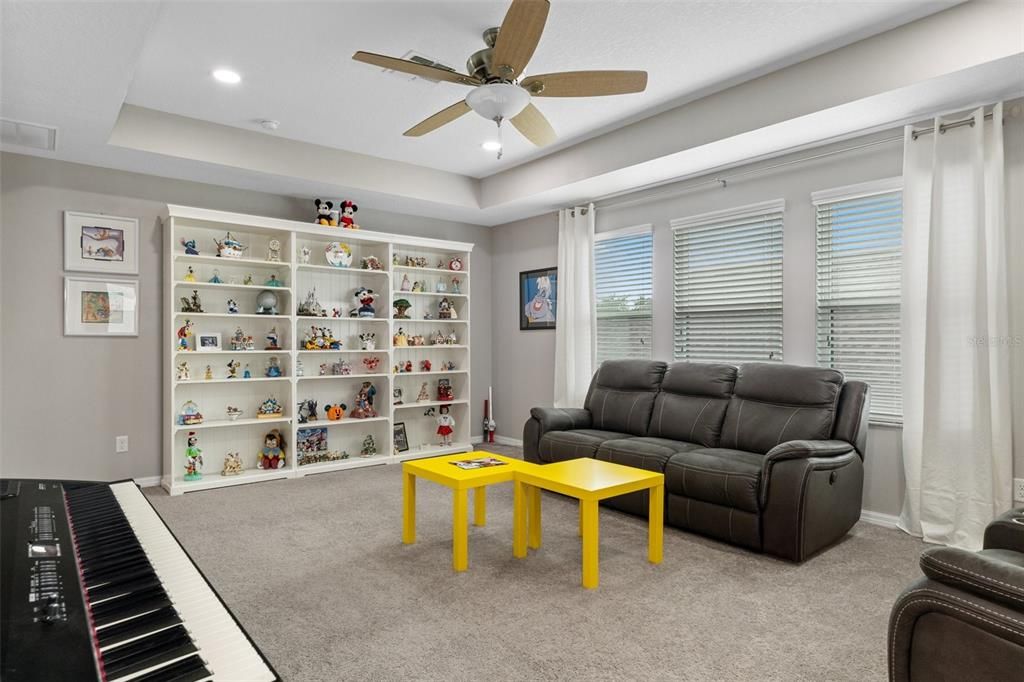 Active With Contract: $575,000 (4 beds, 3 baths, 3110 Square Feet)