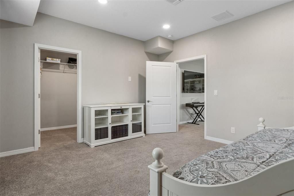 Active With Contract: $575,000 (4 beds, 3 baths, 3110 Square Feet)