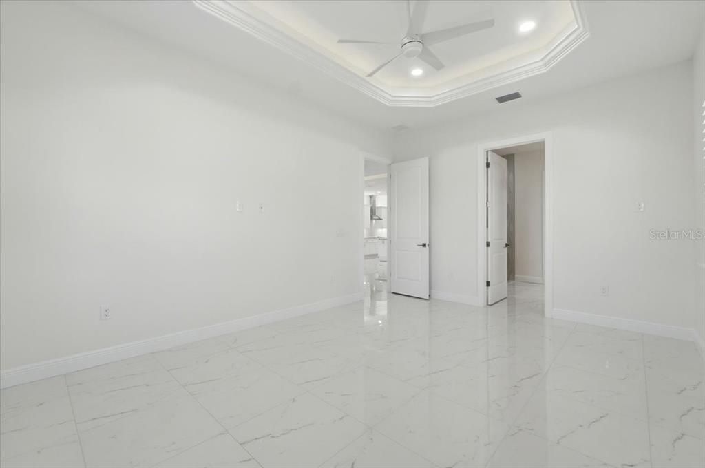 На продажу: $749,000 (3 спален, 2 ванн, 1688 Квадратных фут)