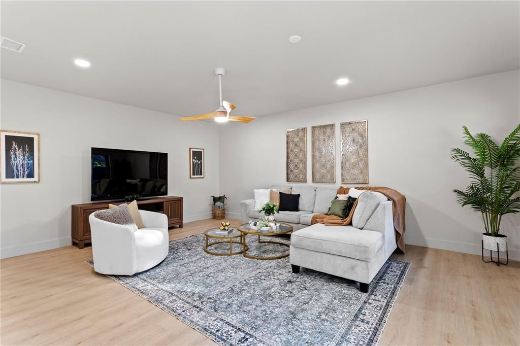 В аренду: $8,500 (4 спален, 3 ванн, 3291 Квадратных фут)