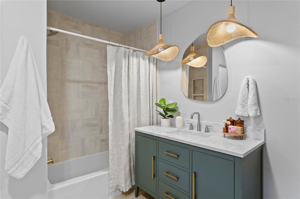 В аренду: $8,500 (4 спален, 3 ванн, 3291 Квадратных фут)