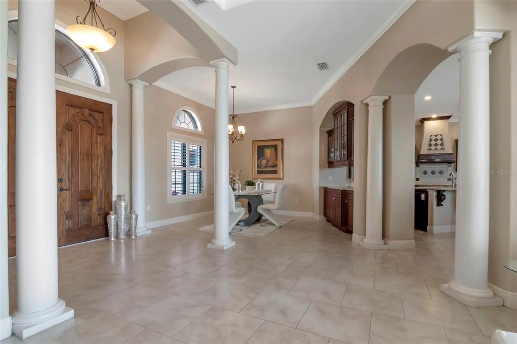 Activo con contrato: $799,000 (5 camas, 4 baños, 3144 Pies cuadrados)