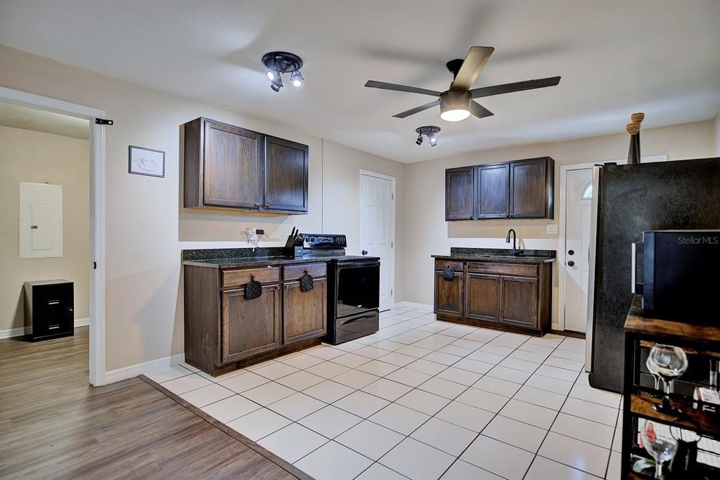 En Venta: $534,900 (0 camas, 0 baños, 3360 Pies cuadrados)