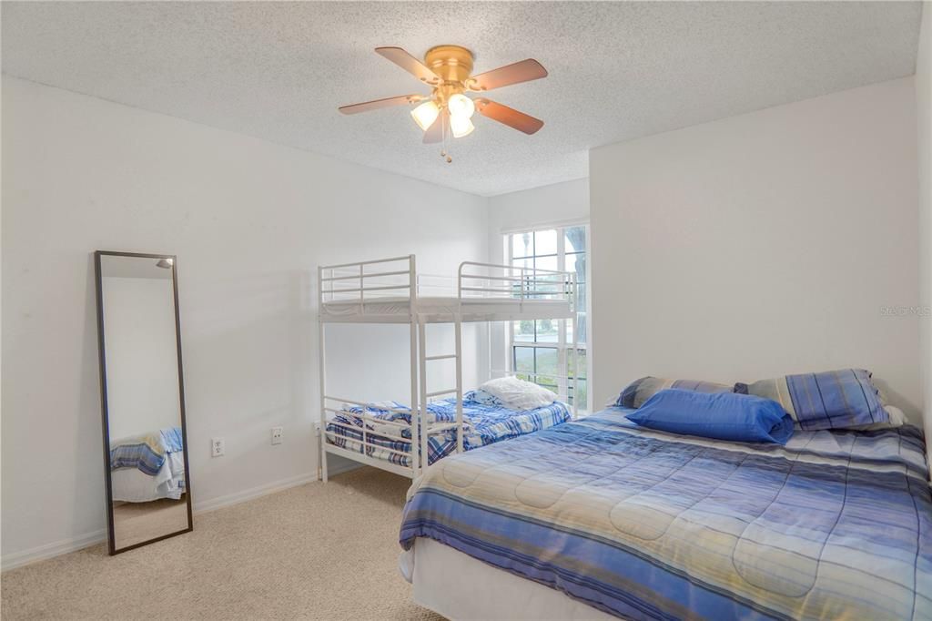 Activo con contrato: $185,000 (2 camas, 2 baños, 1080 Pies cuadrados)
