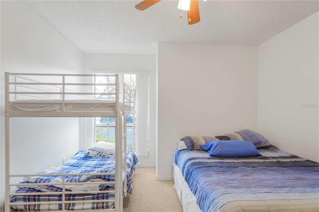 Activo con contrato: $185,000 (2 camas, 2 baños, 1080 Pies cuadrados)