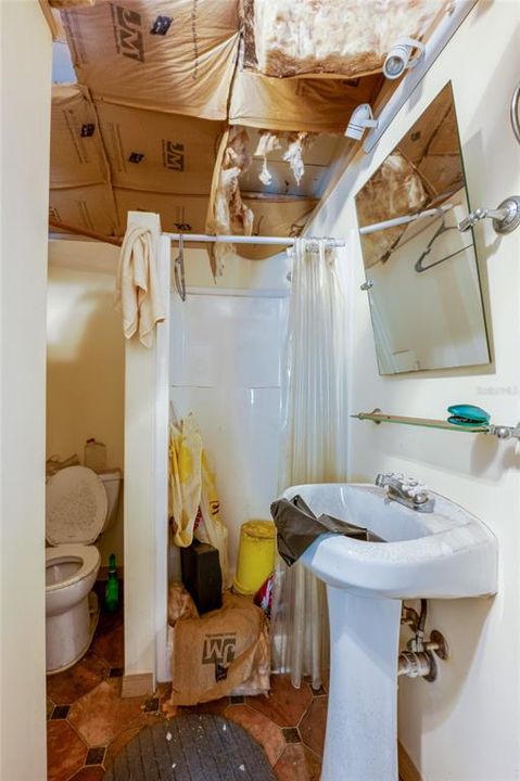 Activo con contrato: $299,900 (2 camas, 3 baños, 954 Pies cuadrados)